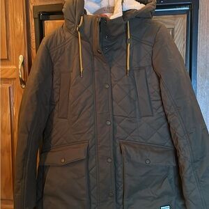 Hunter Quilted Hooded Jacket in Olive